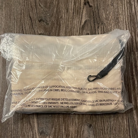 APL All-Purpose Packable Backpack - Cheetah Print - Picture 10 of 12